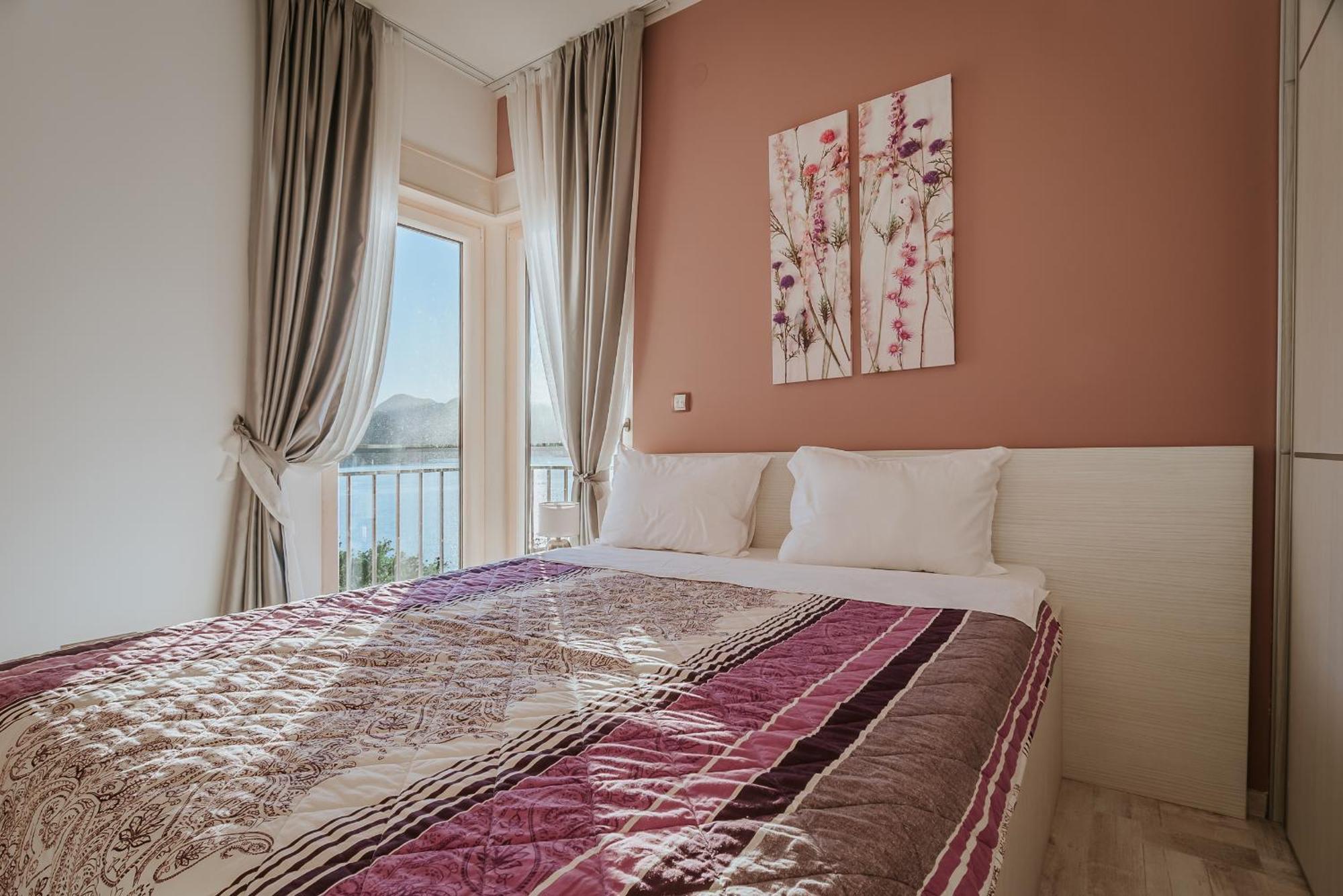 Apartments Casa Delone Kotor Zimmer foto